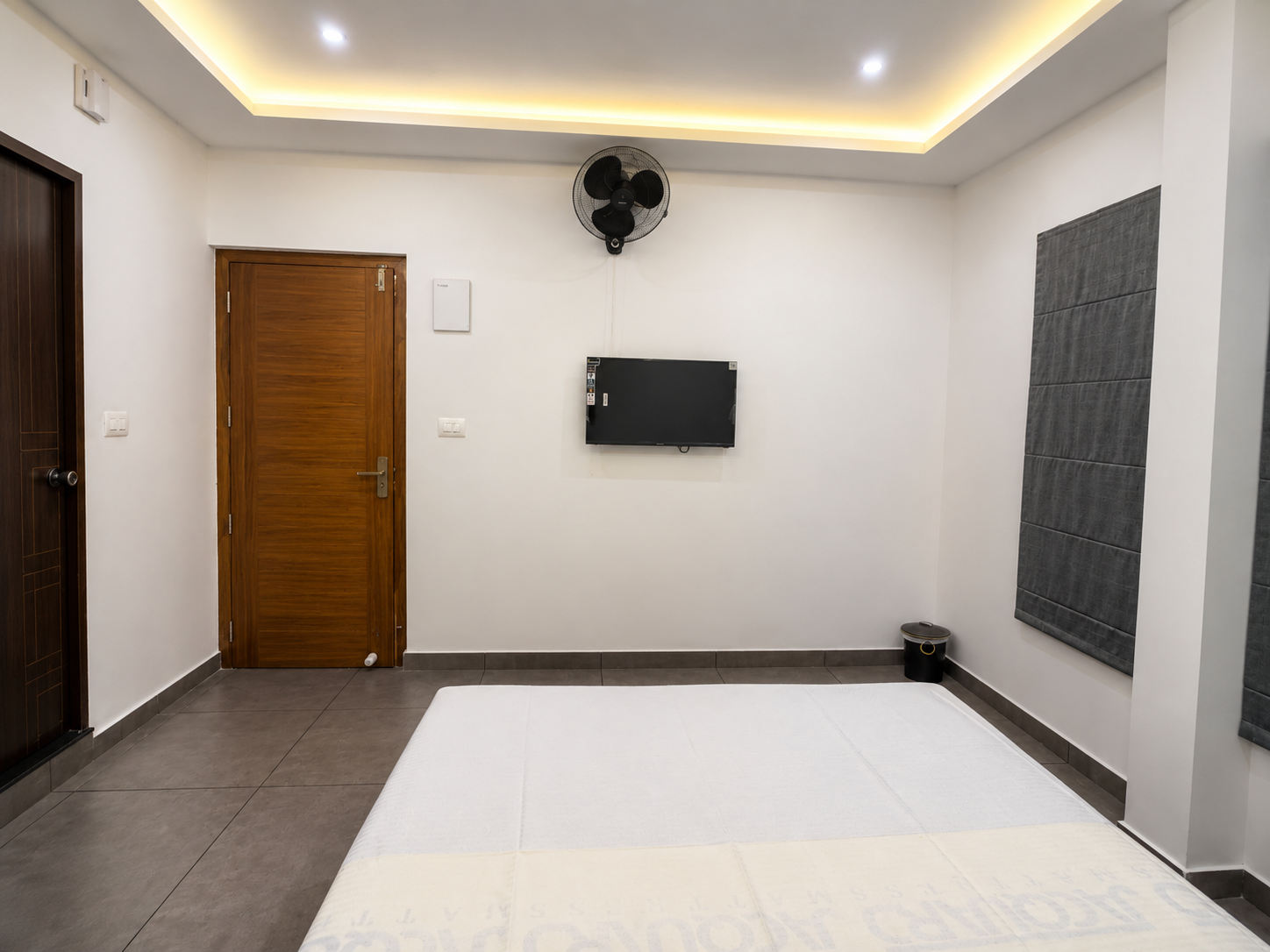 Non-AC room TV and fan view